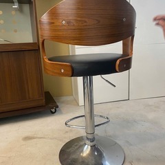 カウンター　チェアの画像