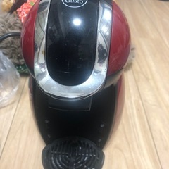 ネスカフェDolceGustoエスプレッソマシン赤スマホと繋げれます1回使用しました 使えますの画像