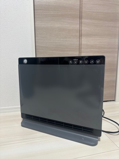 美品　スリーアップ　セラミックヒーター　暖房　グレー