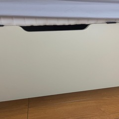 跳ね上げ式セミダブルベッドの画像