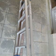 アルミ製はしご兼脚立・ピカコーポレイション製「SA-150C」ですの画像