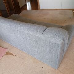 布製3人掛けソファです。の画像