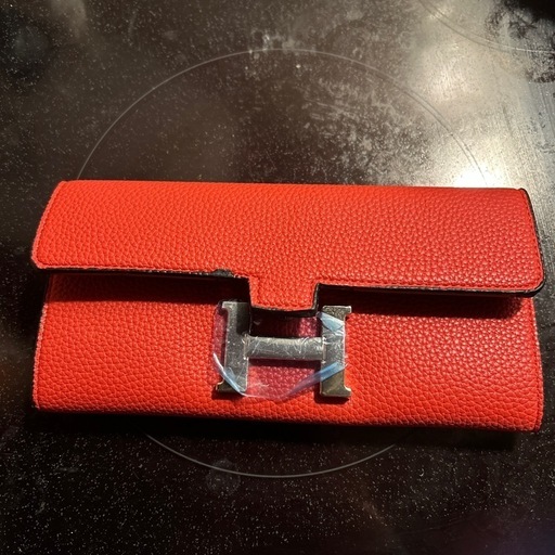 Hロゴ長財布