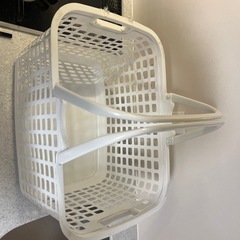 洗濯かごの画像