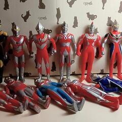 ウルトラマンシリーズ11体バンダイソフビ人形