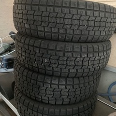 車のパーツ タイヤ、ホイール