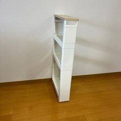 隙間収納棚
