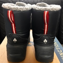 【モンベル　中古美品キッズスノーシューズ22.0cm】の画像