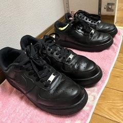 Nike ブラック エア フォース 1 07 スニーカー