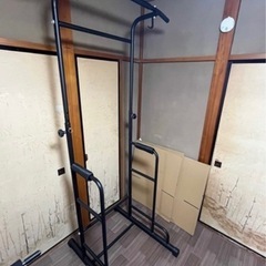 懸垂マシンの画像