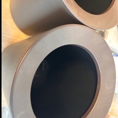 ゴミ箱×2、ノータッチハンドソープの画像