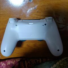 PS4か3用ワイヤレスコントローラーの画像