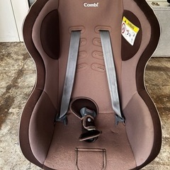 combi チャイルドシート