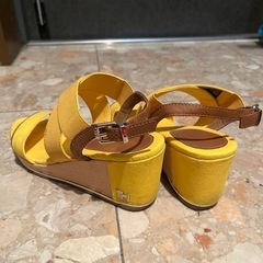 TOMMY  HILFIGER サンダルの画像