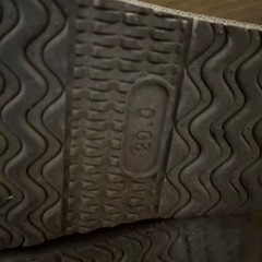 ベージュ色ブーツの画像