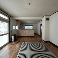 一坪バス、灯油ボイラー等充実設備のペット可戸建