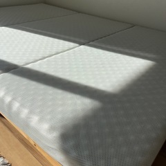 ニトリ　三つ折りマットレス　ダブル　