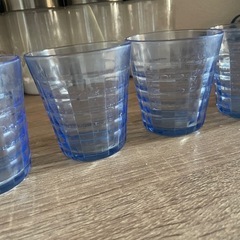 【今月まで】　コップ 花瓶にもなる 透明模様の青いコップ 4個セットの画像