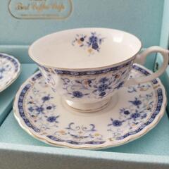 【未使用】White Bone kcme カップ＆ソーサー 菊花紋入り 2客の画像