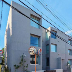 初期費用なんと15万円！！ JR山手線目黒駅まで徒歩18分♪ さらに家賃２ヶ月無料！！ ピカピカの新築です！ Wi-Fi無料、バストイレ別、独立洗面台、ウォシュレット、浴室換気乾燥機など人気の設備♪ 渋谷駅・五反田駅までバス１本！希望者にクローゼット家具設置致します! （次回更新予定日2月2日）の画像