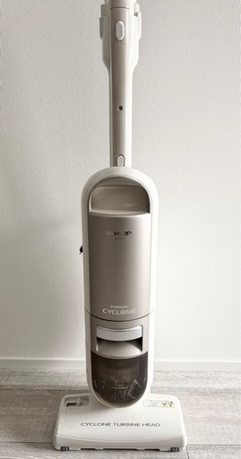 シャープ製　サイクロン式掃除機
