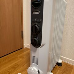 デロンギ　オイルヒーター　RHJ35M0812-DG