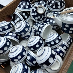 5個1,000円　懐かしい水玉模様の湯呑み茶碗　　食堂食器
