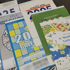 壁掛けカレンダーいろいろの画像