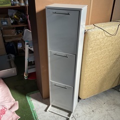 分別ゴミ箱　傷多め　三段　中古