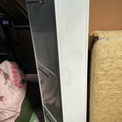 分別ゴミ箱　傷多め　三段　中古の画像