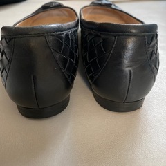 ボッテガヴェネタ BOTTEGA VENETA 黒 イントレチャート23.5cm 37 の画像