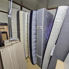 家具 美品ベッド マットレス3000円～