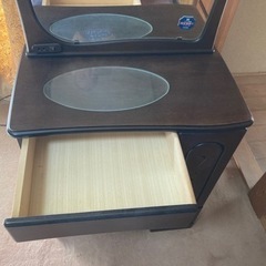 鏡台の画像