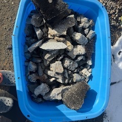 砕石　　ブロック