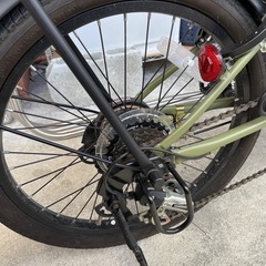 自転車【WONKA】折りたたみ自転車　シティサイクル　20インチ 6段ギア   カゴ、ライト付き　管理番号11601の画像