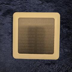 DAISOソーラーモバイルバッテリー