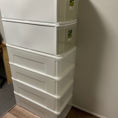 押し入れ用収納ケースの画像