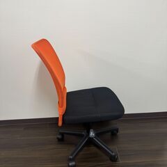オフィスチェアの画像