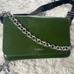 FURLAのショルダーバッグ