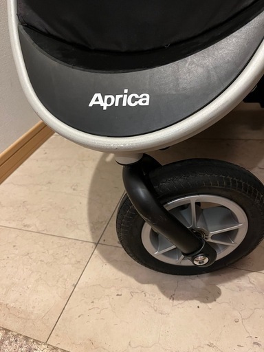 【レインカバー、ハンドルカバー、付属品付き】アップリカ　スムーヴAC ベビーカー　3輪