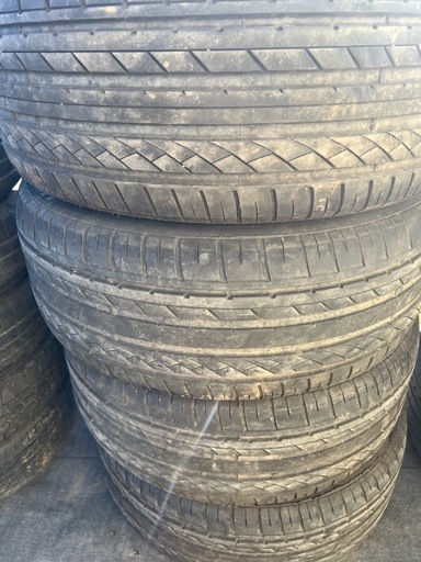 中古ノーマルタイヤ225/55R17