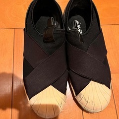 adidas スリッポン24〜24.5cm