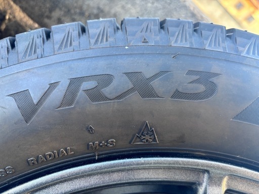 スタッドレス BS VRX3 205/55/16 ホイール付き ノア、ボクシー、エスクァイア等