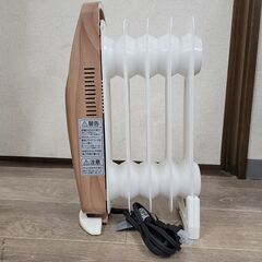 アイリスオーヤマ ミニ オイルヒーター 2020年製 POH-505K-W 動作確認済 残2台 25a菊STの画像
