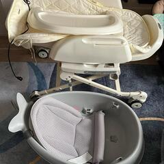 コンビ　ハイローチェア、
ベビーバスの画像
