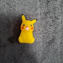 ポケモンピカチュウすくい人形の画像