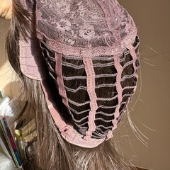 新品未使用 ウィッグ ロング おしゃれなアッシュグレー 普段使いしやすい ふんわり軽いの画像