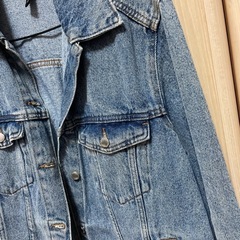 h&m デニムジャケットの画像