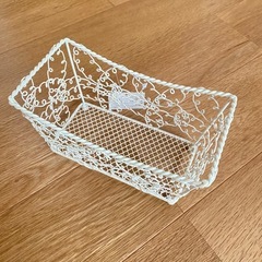 小物入れ　ワイヤーオブジェの画像