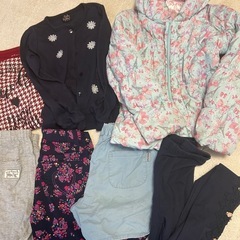 超激安！！女の子服　まとめ売り33アイテム　秋冬向け　130サイズやや小さめ　コートあり！キッズ服　裏起毛　激安　マザウェイズなど
の画像